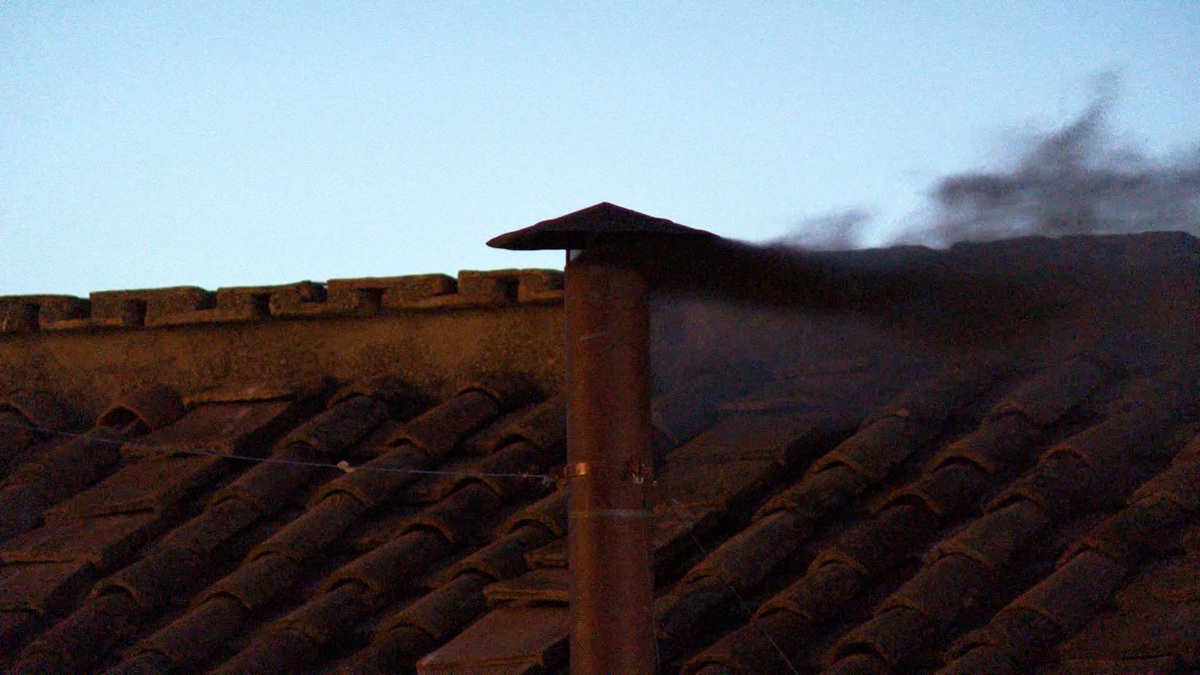 (Video) Humo negro: Termina el primer día del cónclave en el Vaticano sin nuevo Papa