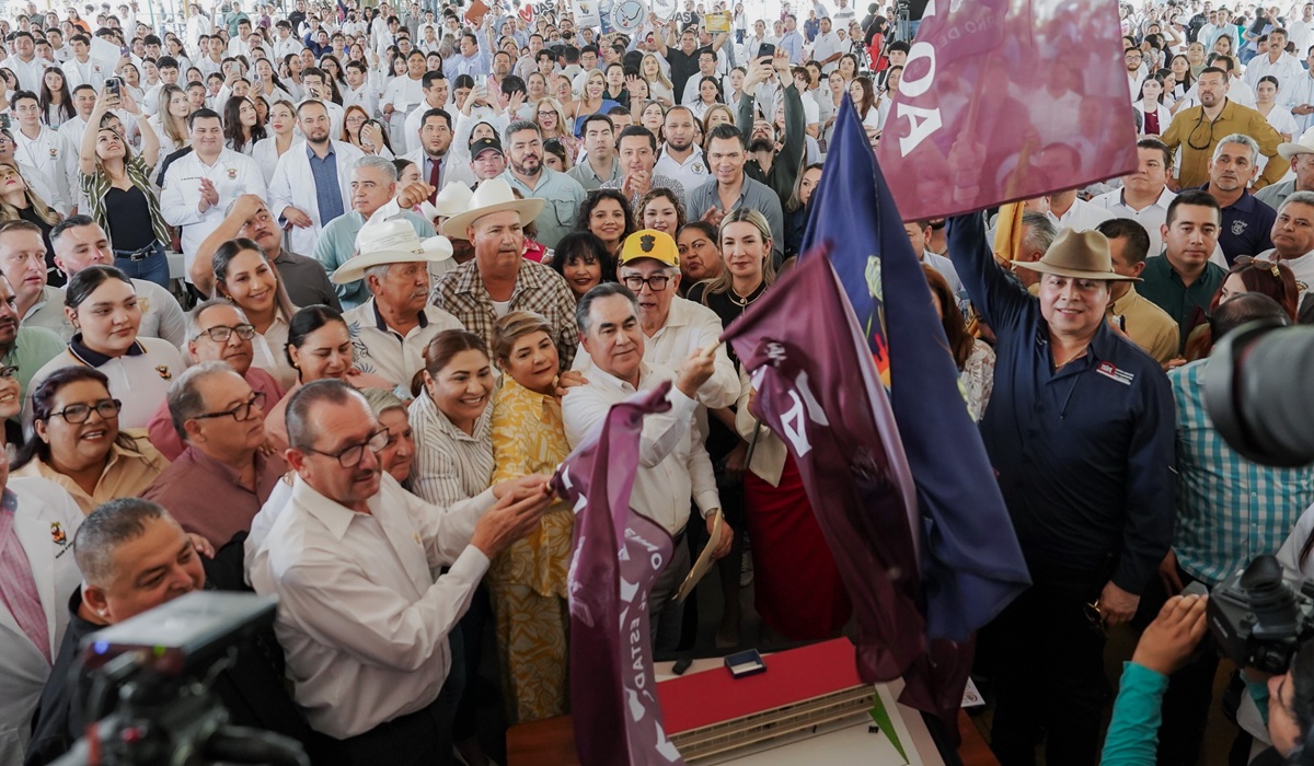Gobernador Rocha, en el seno de la comunidad universitaria UAS, encabeza gran encuentro en Guasave