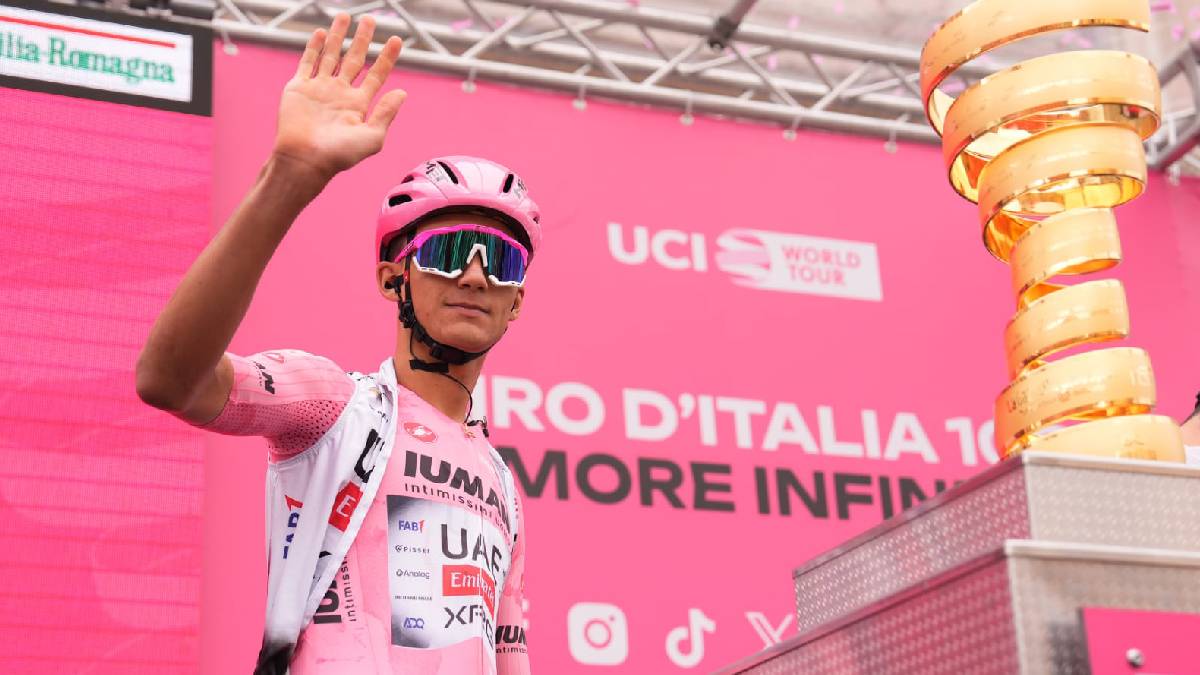 ¡Sigue rosa! Isaac del Toro mantiene el liderato tras 13 etapas en el Giro de Italia 2025