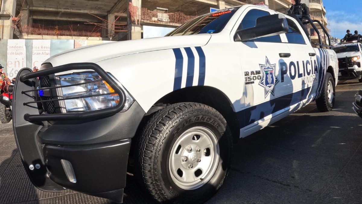 Detienen a presunto responsable de robo de vehículo en Mazatlán; la unidad fue recuperada