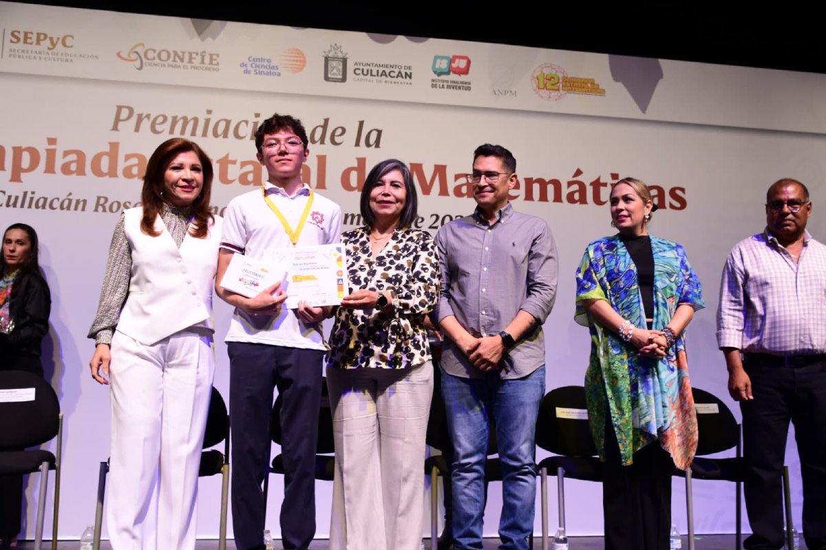 Premian a los ganadores de Olimpiada Estatal y Nacional de Matemáticas para Alumnas y Alumnos de Educación Básica