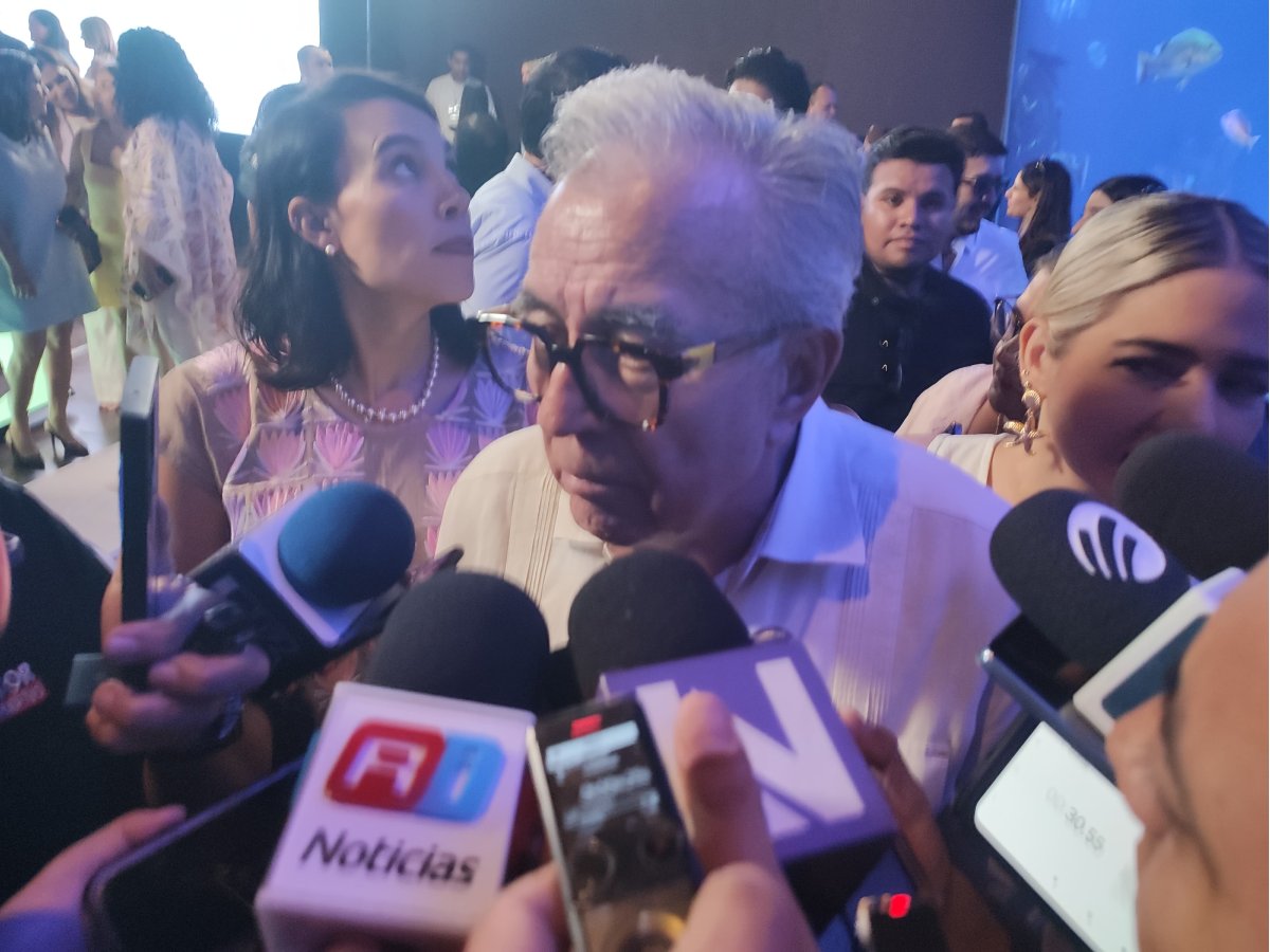 ‘Tengo muy buena relación y estamos cumpliéndoles’; Rocha Moya felicita a todos los maestros en su día