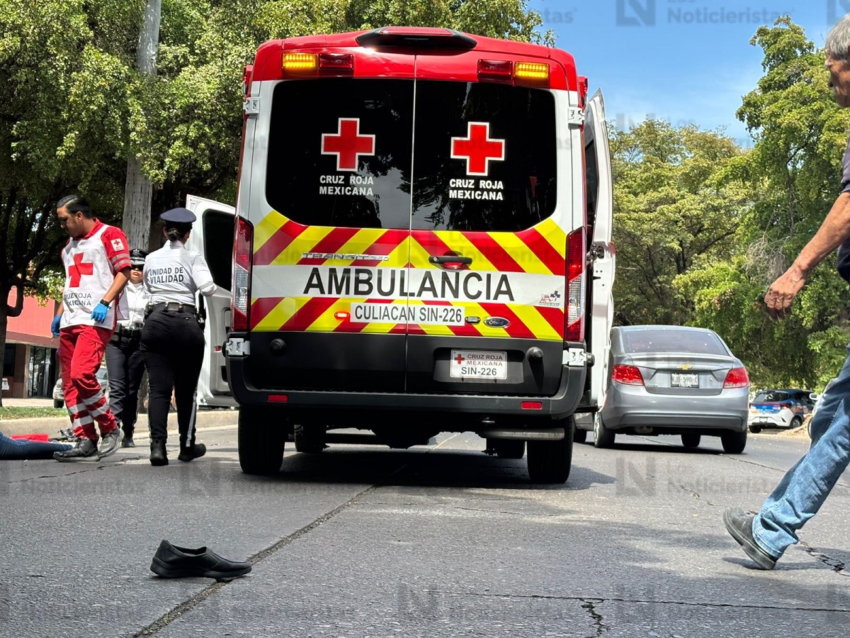 Mujer pierde la vida tras ser atropellada por un conductor en el Leyva Solano, en Culiacán
