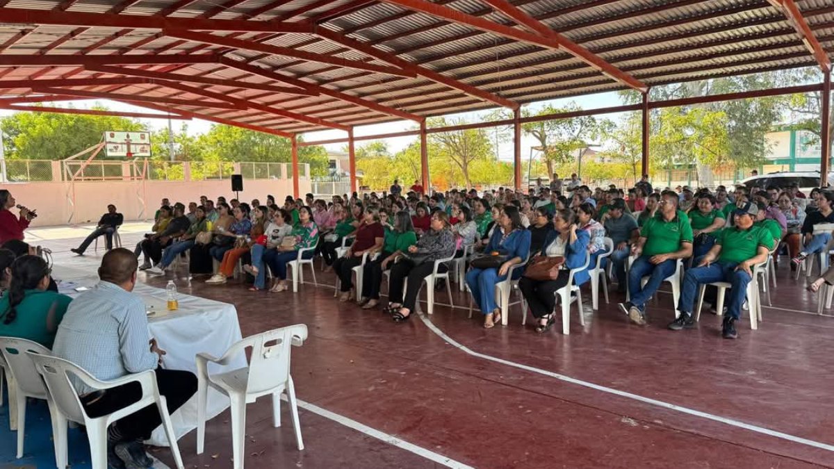 ¡Se salvaron de la huelga! Sindicalizados del Ayuntamiento de Guasave logran aumento salarial