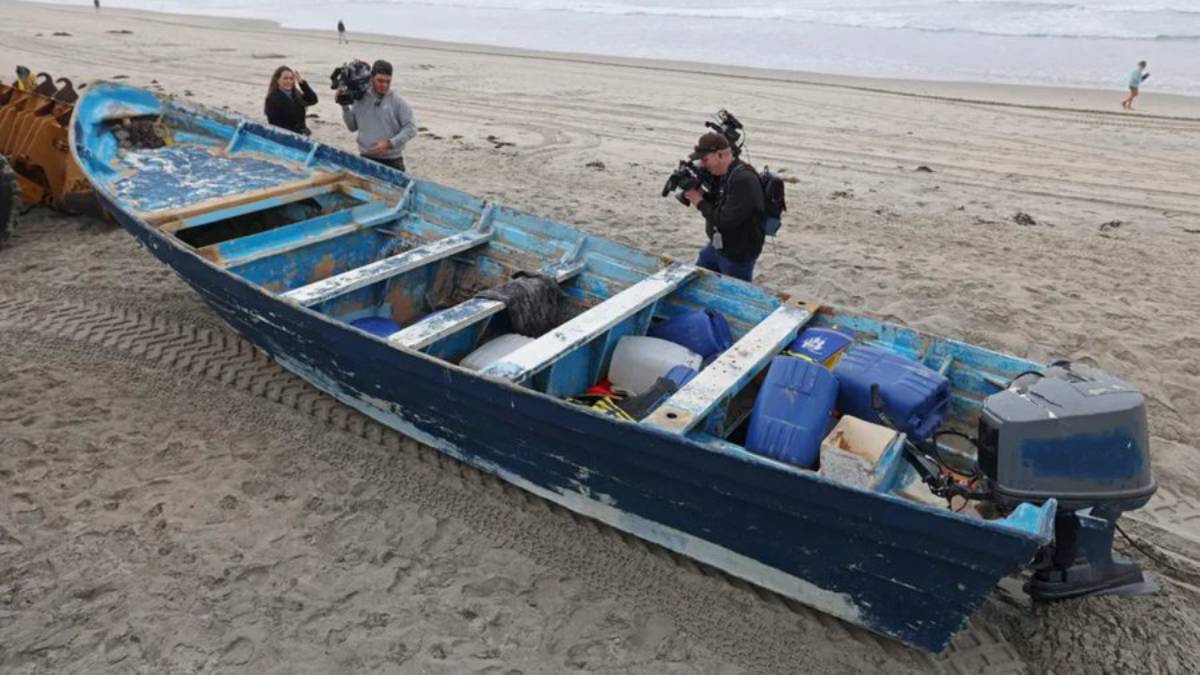Volcadura de embarcación en California deja tres muertos y nueve desaparecidos