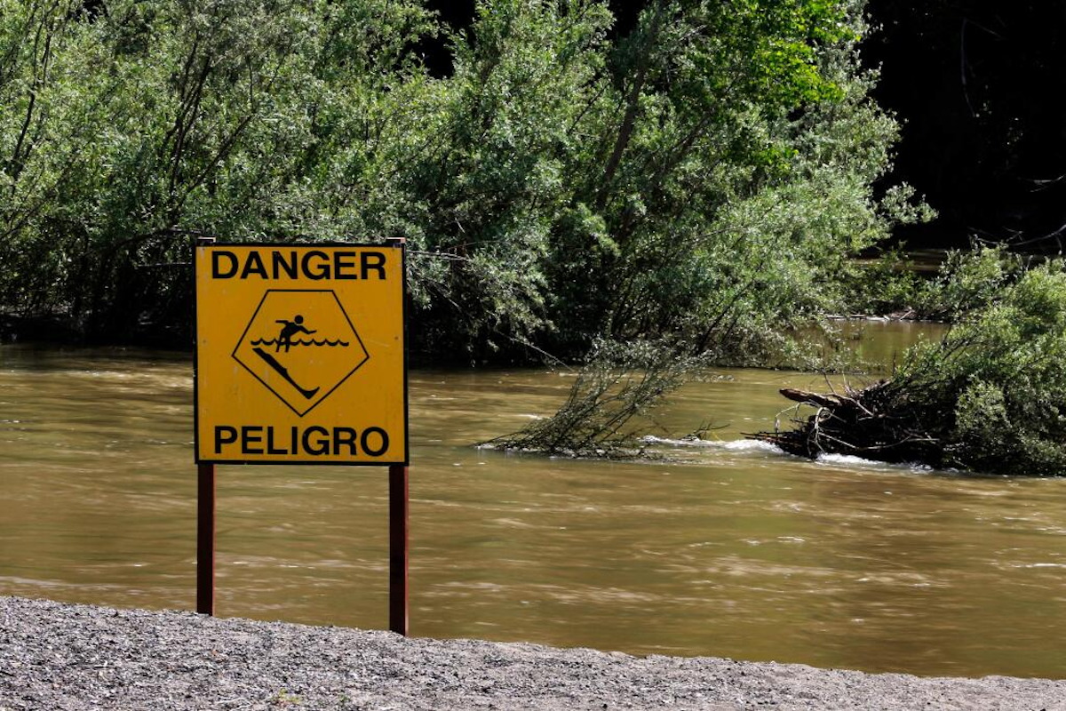 Advertencia de riesgo en ríos por la corriente