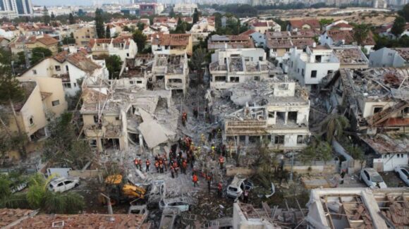 Ataque iraní en Israel deja cinco muertos y numerosos heridos