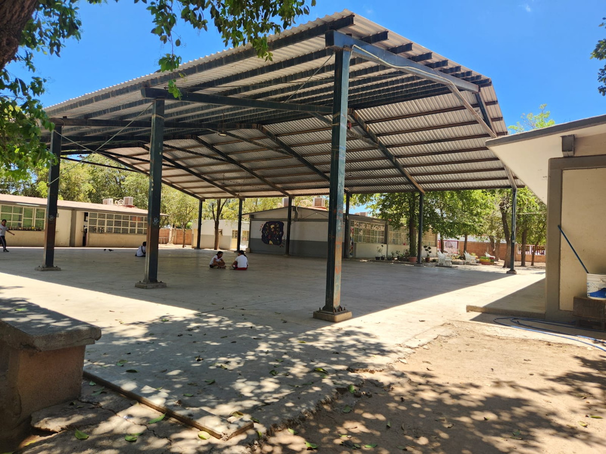 Escuelas sin luz en Guasave