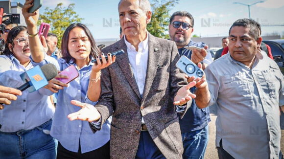 “Me siento muy bien. Lo que diga la ley”: Gerardo Vargas en su llegada a audiencia