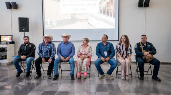 Guasave lidera acciones en favor de la ganadería; capacitan sobre el uso de la guía electrónica