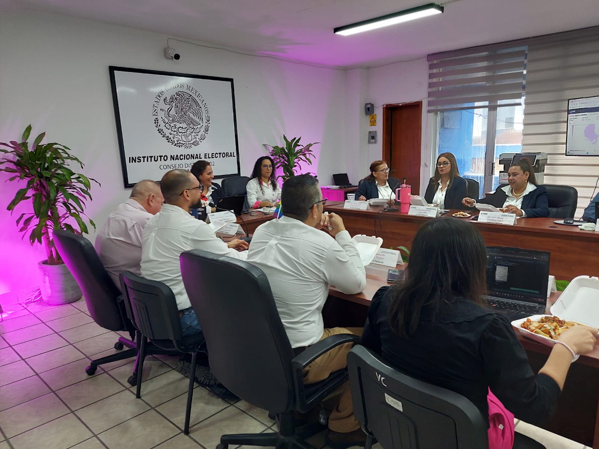 Instalan sesión extraordinaria permanente en el 02 consejo distrital electoral en Ahome