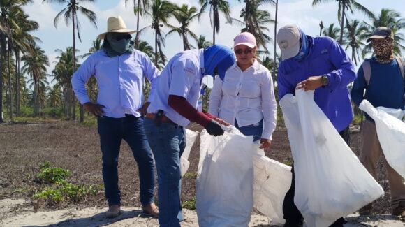 Escuinapa se une al Día Mundial del Medio Ambiente con jornada de limpieza