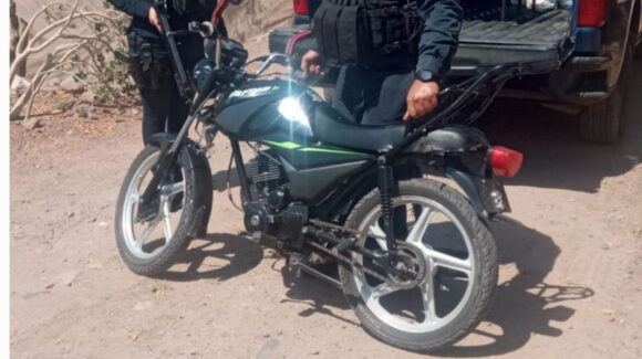 Recuperan dos vehículos y una motocicleta en distintos hechos, en Culiacán