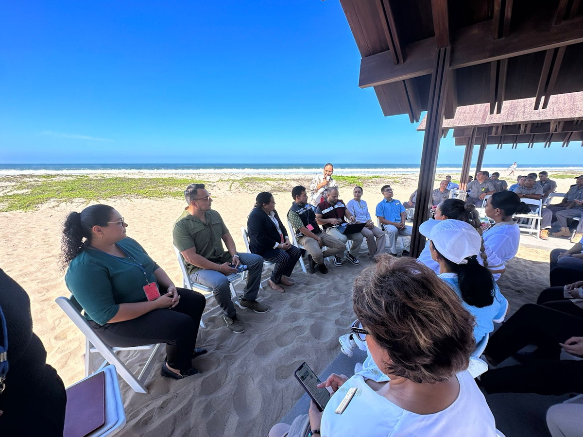 Programa Café Científico llega a personal del Hotel Dreams de Estrella del Mar en Mazatlá