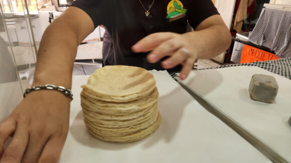 A favor del descuento pero que garanticen costo de insumos: Tortilleros por acuerdo nacional de bajar hasta 5% el costo