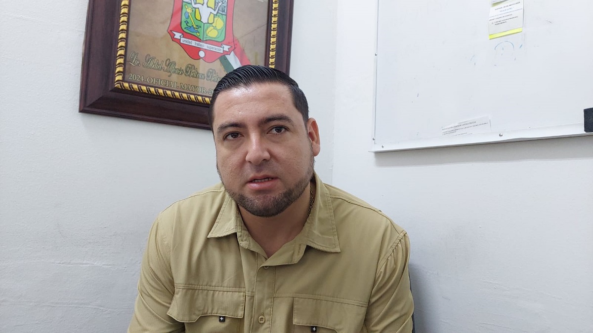Avanza de manera positiva el proceso de regularización de locales en mercados municipales en Guamúchil