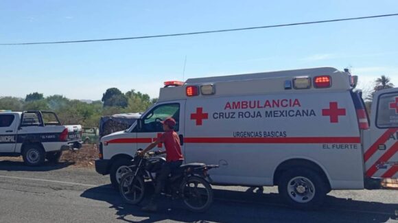 Balean a hombre afuera de un kínder en la sindicatura de San Blas, El Fuerte