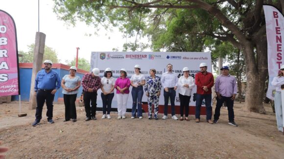 En Guasave, en marcha ampliación del agua potable en El Sabino y construcción de barda en primaria rural