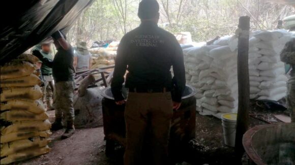 Contra la fabricación de drogas sintéticas… desmantelan área de concentración de sustancias en Michoacán