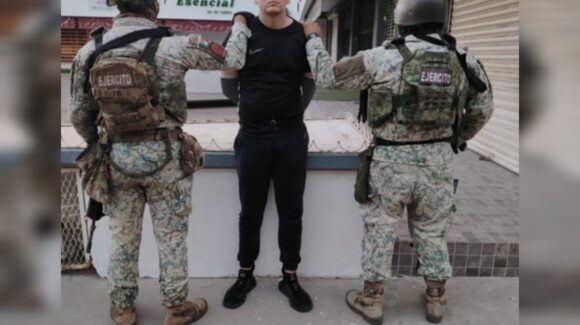 Tras reporte por intento de robo de vehículo, detienen a sujeto armado en Culiacán