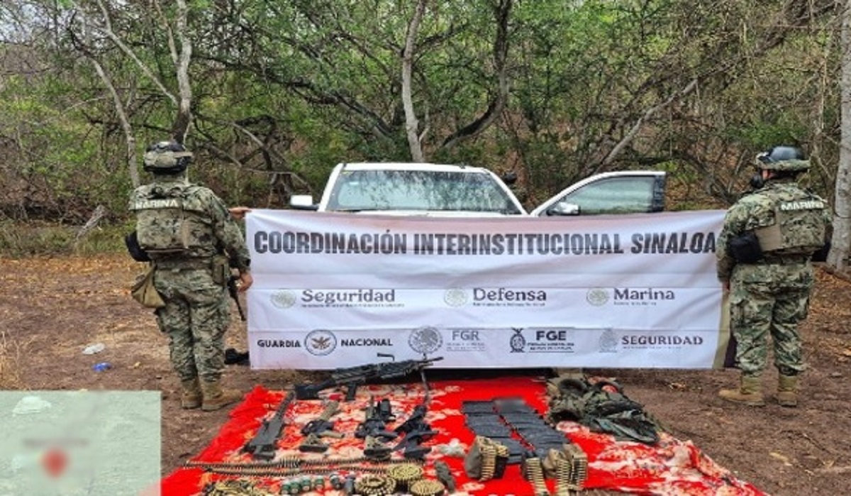 Aseguran fuerzas federales, arsenal y vehículos en San Ignacio