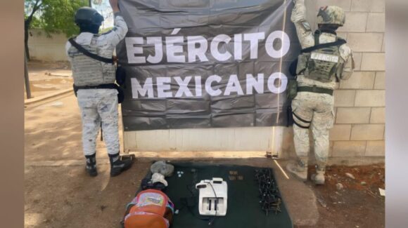Militares aseguraron vehículos, droga y ponchallantas en Culiacán