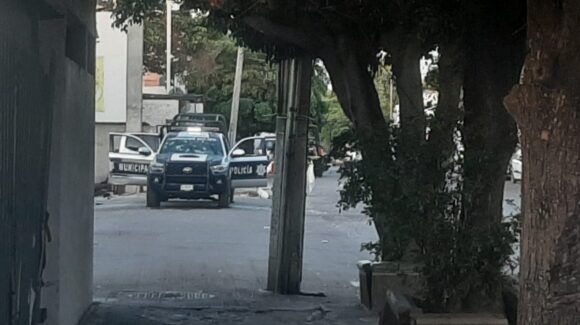 Muere Julio Alberto, uno de los tres policías municipales atacados a balazos en Las Vegas, Culiacán