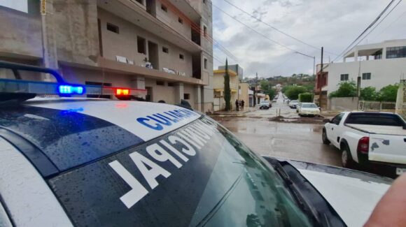Muere Miguel en el hospital, tras ser baleado cuando barría afuera de su casa en Culiacán