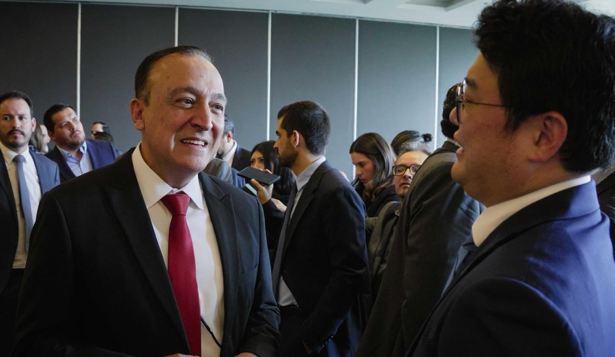 Alcalde de Ahome atestigua firma de Pacífico Mexinol