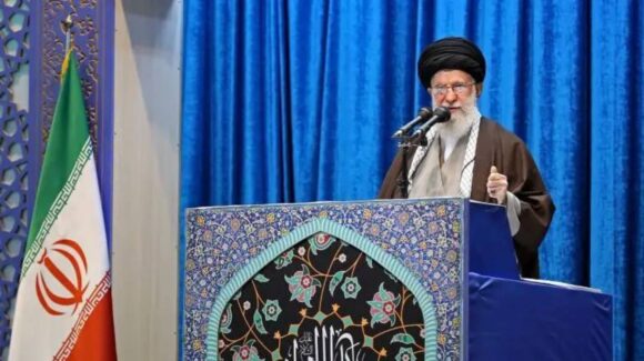 Con castigo severo, ayatolá Alí Jamenei pronostica un futuro doloroso para Israel