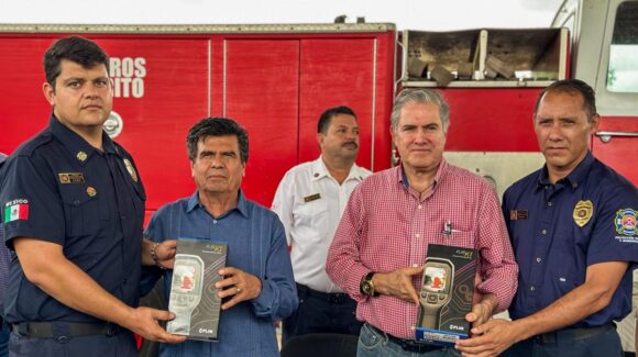 Bomberos de Mocorito recibe equipamiento valuado en más de un millón de pesos