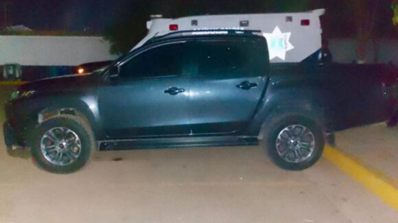 Una camioneta robada, cargadores y equipo táctico lo asegurado en operativo al norte de Culiacán