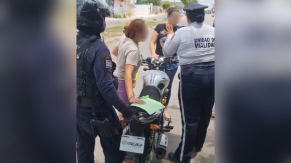 “Esa moto ni placa llevaba y quien conducía no portaba casco”: Vocería tras pelea entre mujer y una tránsito en Culiacán
