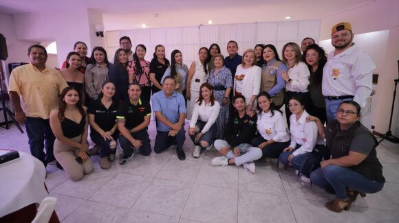 Las puertas del Ayuntamiento de Guasave están siempre abiertas a los periodistas: Cecilia Ramírez