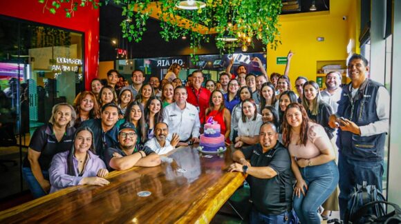 Ante las adversidades, Los Noticieristas y Vibra Medios no dejan de crecer y hoy celebran el cuarto aniversario