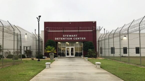 En aparente suicidio, migrante mexicano fue encontrado sin vida en centro de detención en Georgia