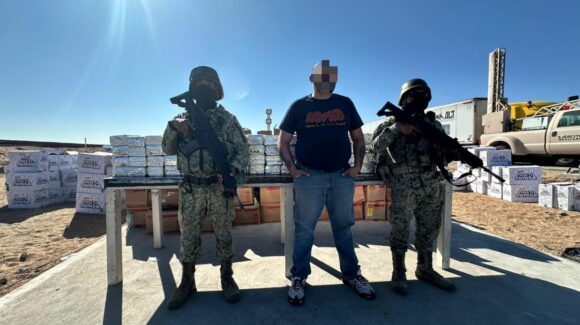 Arrestan a chofer que trasportaba media tonelada de cocaína en cajas de Ricolino, en Sonora