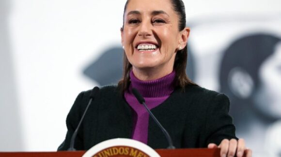 ‘Es imposible que no hubiera colaboración de funcionarios’ reconoce Sheinbaum ante golpe histórico al huachicol