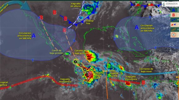 Tormenta tropical Erick continúa su curso hacia las costas de Oaxaca y Guerrero