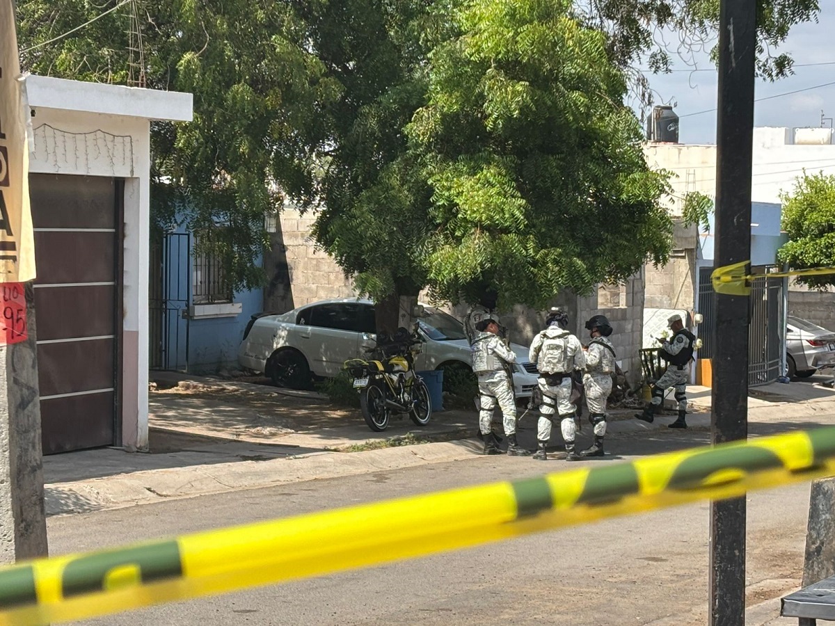 En la entrada de un domicilio ejecutan a un hombre en Villa Bonita, Culiacán