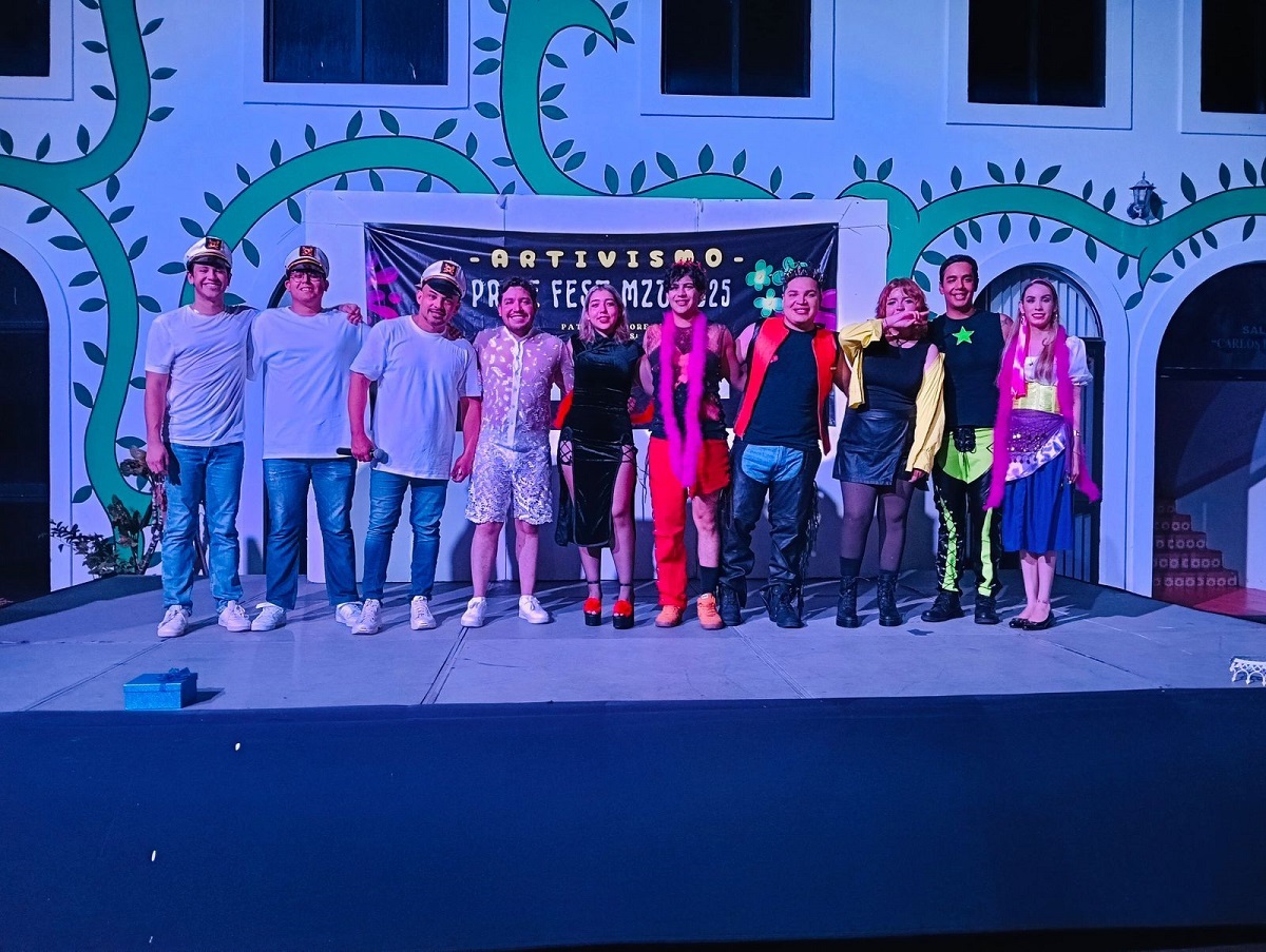 ‘Los Colores del Arcoíris’, se presenta con éxito en Mazatlán