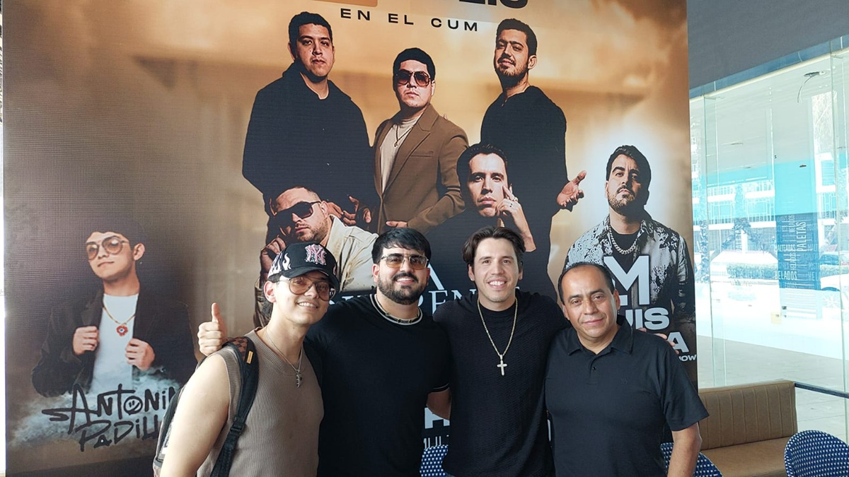 Concierto en Los Mochis de Diferente Nivel, Luis Mexia y Antonin Padilla