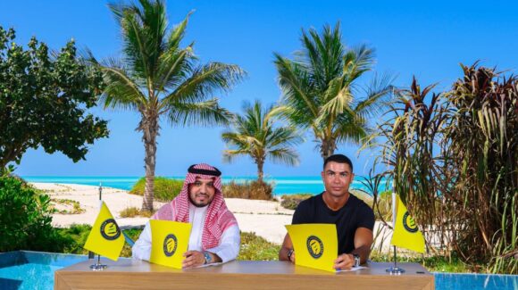 Cristiano Ronaldo renueva contrato con Al Nassr en Arabia Saudita