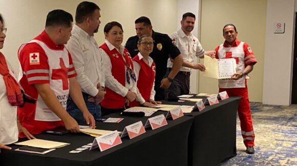 Cruz Roja Mazatlán conmemora el Día del Socorrista con entrega de reconocimientos a la labor