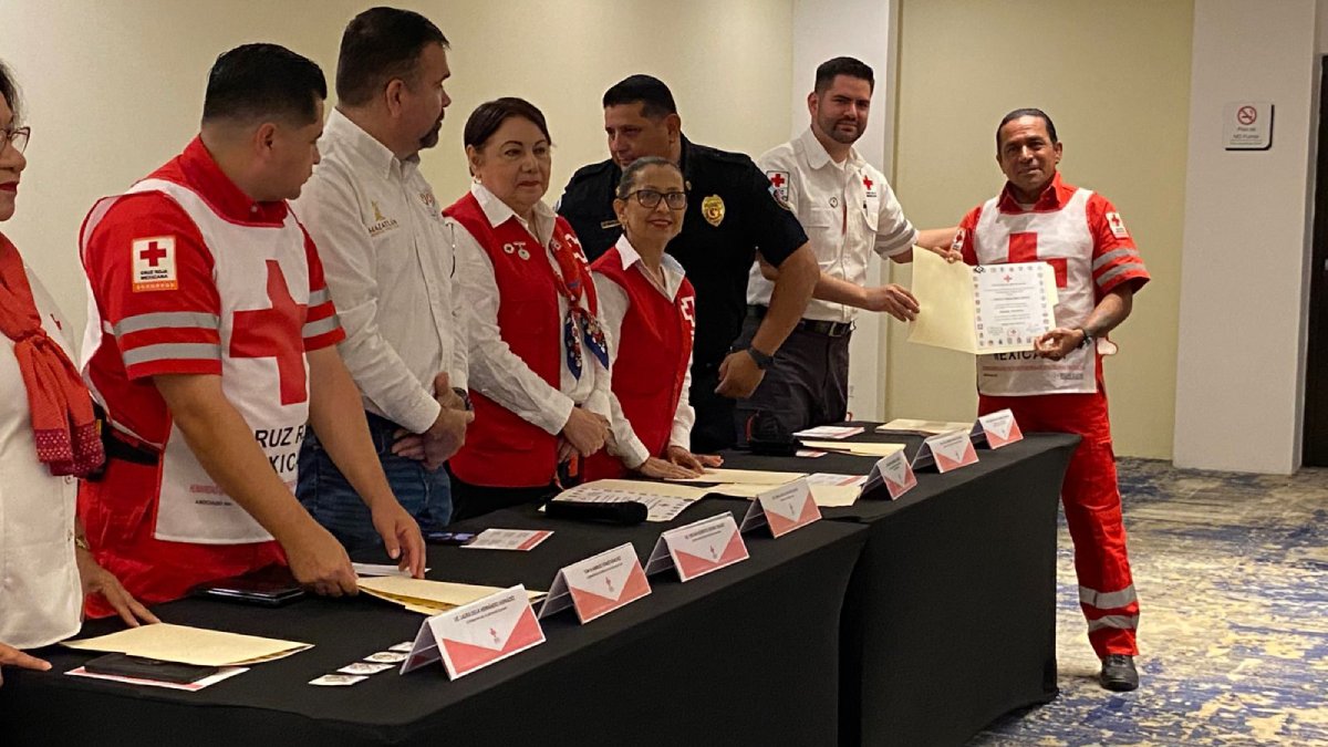 Cruz Roja Mazatlán conmemora el Día del Socorrista