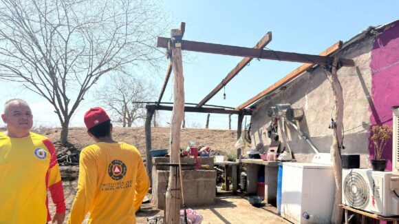 Intensa granizada en Choix afectó viviendas endebles en algunas comunidades