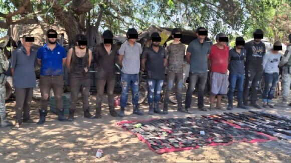 Tres de los 12 detenidos con armas y explosivos en Elota son menores de edad