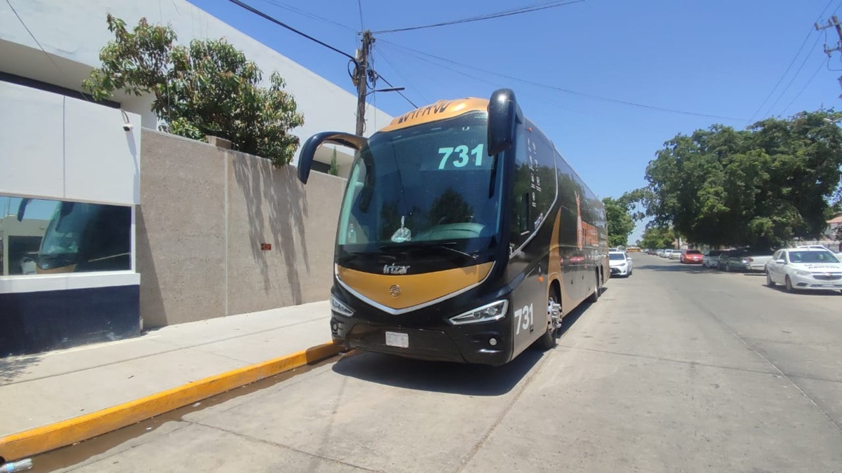 Detienen a dos choferes y decomisan droga de autobús de pasajeros en Ahome