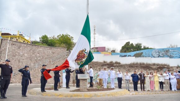 Conmemoran el Día de la Marina en el puerto de Topolopampo