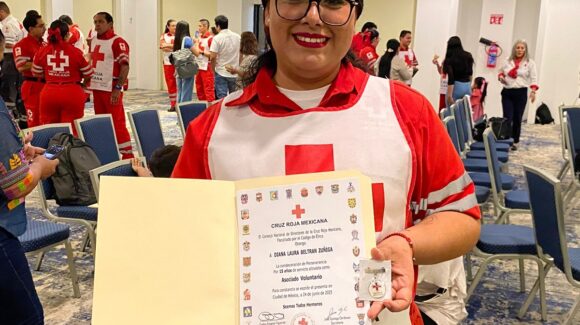 En el Día Internacional del Paramédico, Diana Laura Beltrán Zúñiga celebra 15 años en Cruz Roja Mazatlán